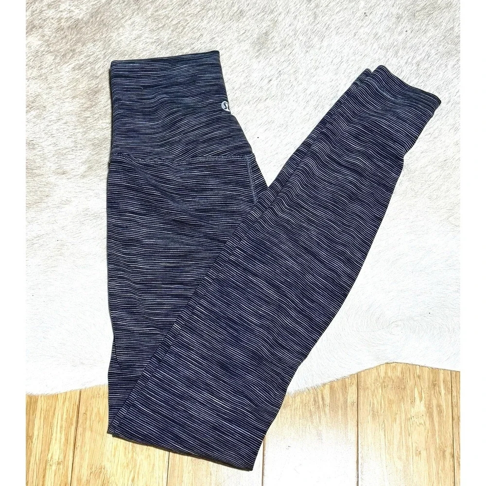 Lululemon Wunder Under High Rise Tight Women's Gray Striped Leggings Size 2‎